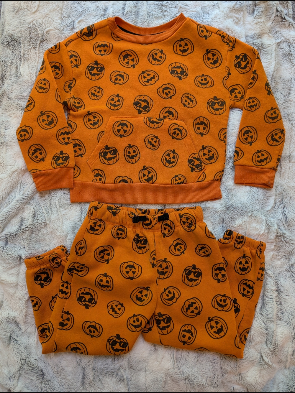 Way to Celebrate Pumpkin Jack o Lantern Halloween Joggers Sweatshirt Set